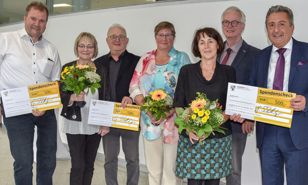 Auszeichnung des Landtagspräsidenten an drei BSSA-Vereine